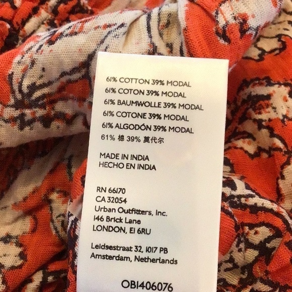 Free People Say The Word Floral V-Neck Ruched Top Ruby Red Size Large NWT - Picture 10 of 10